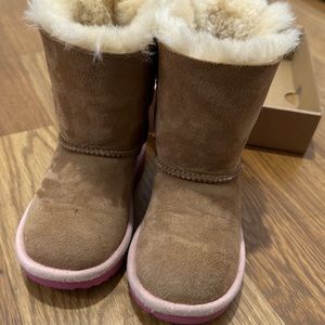 Girls UGG Bailey Bow II